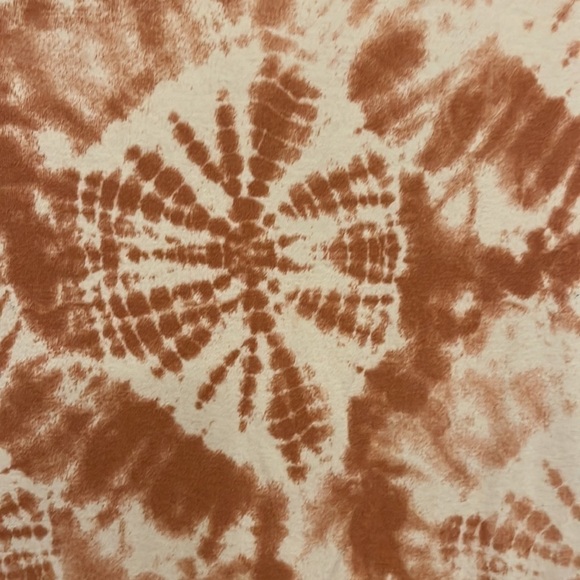 Cyrus ultra soft Tie Dye print T shirt on cream and rust size Small - Picture 5 of 6